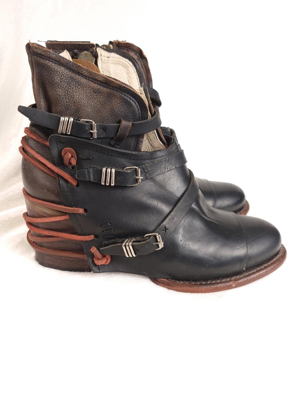 FREEBIRD Crue Booties Black Distressed Women 10